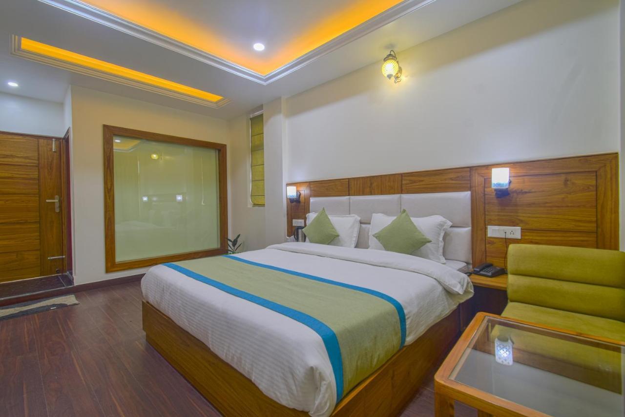 Hotel The Paal Shimla Zewnętrze zdjęcie